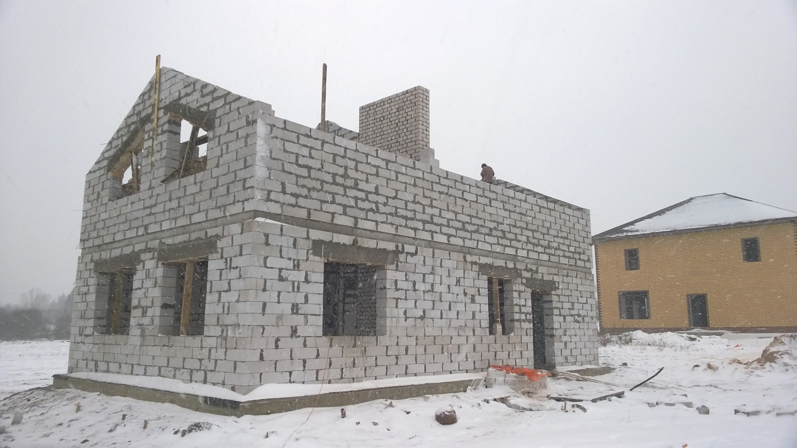 Жилой дом в поселке Акварель