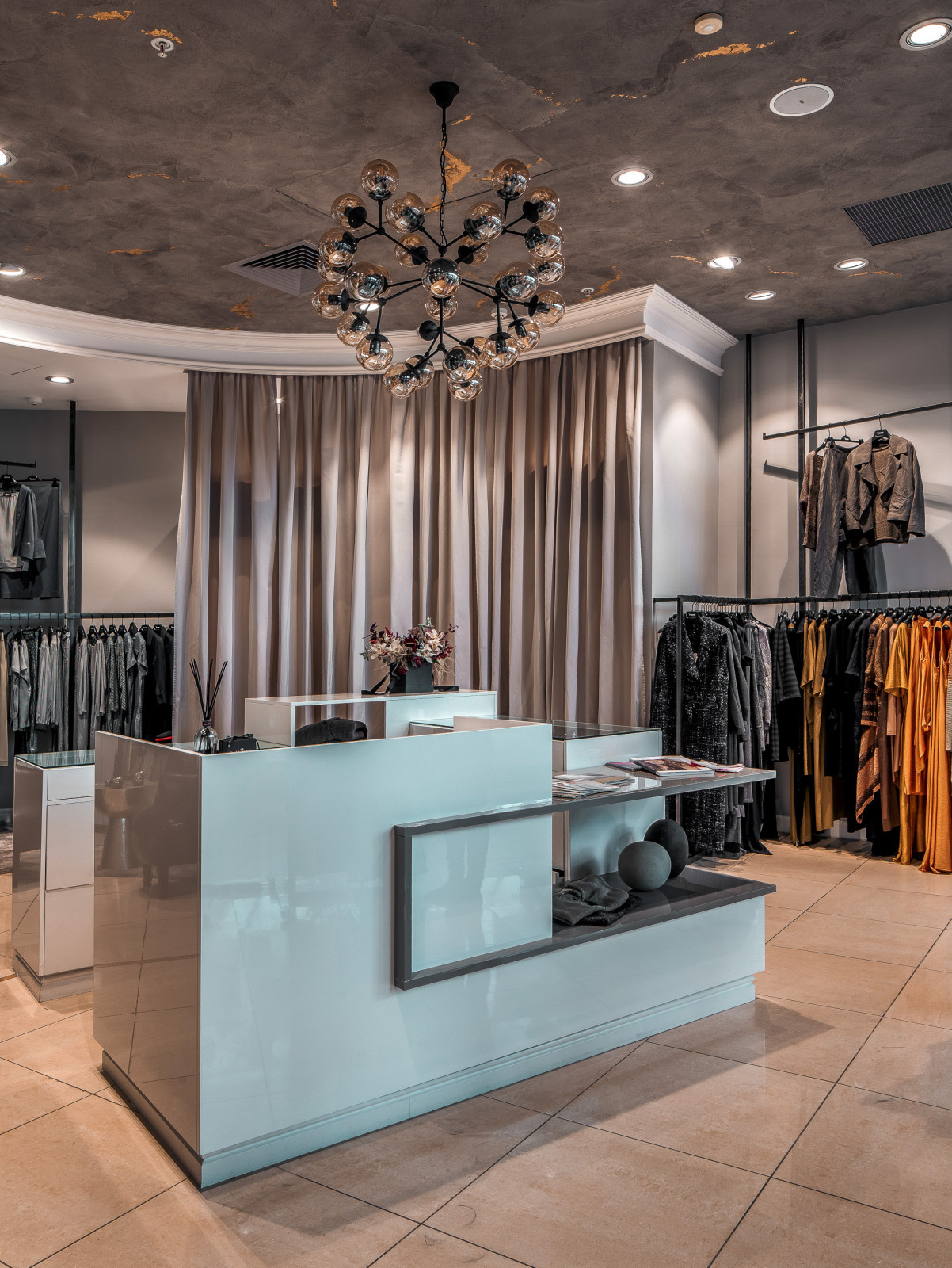 Бутик одежды "The ROOM"