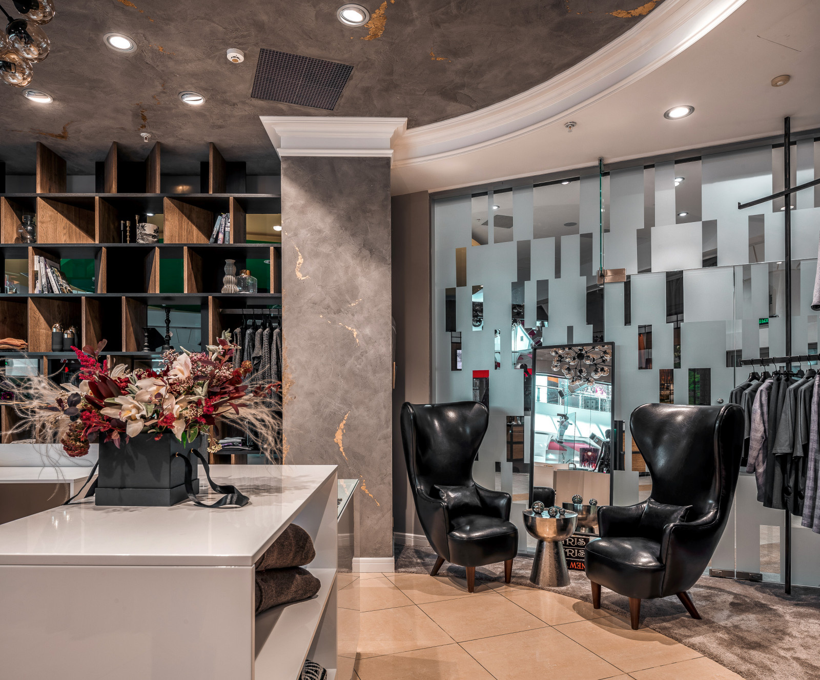 Бутик одежды "The ROOM"