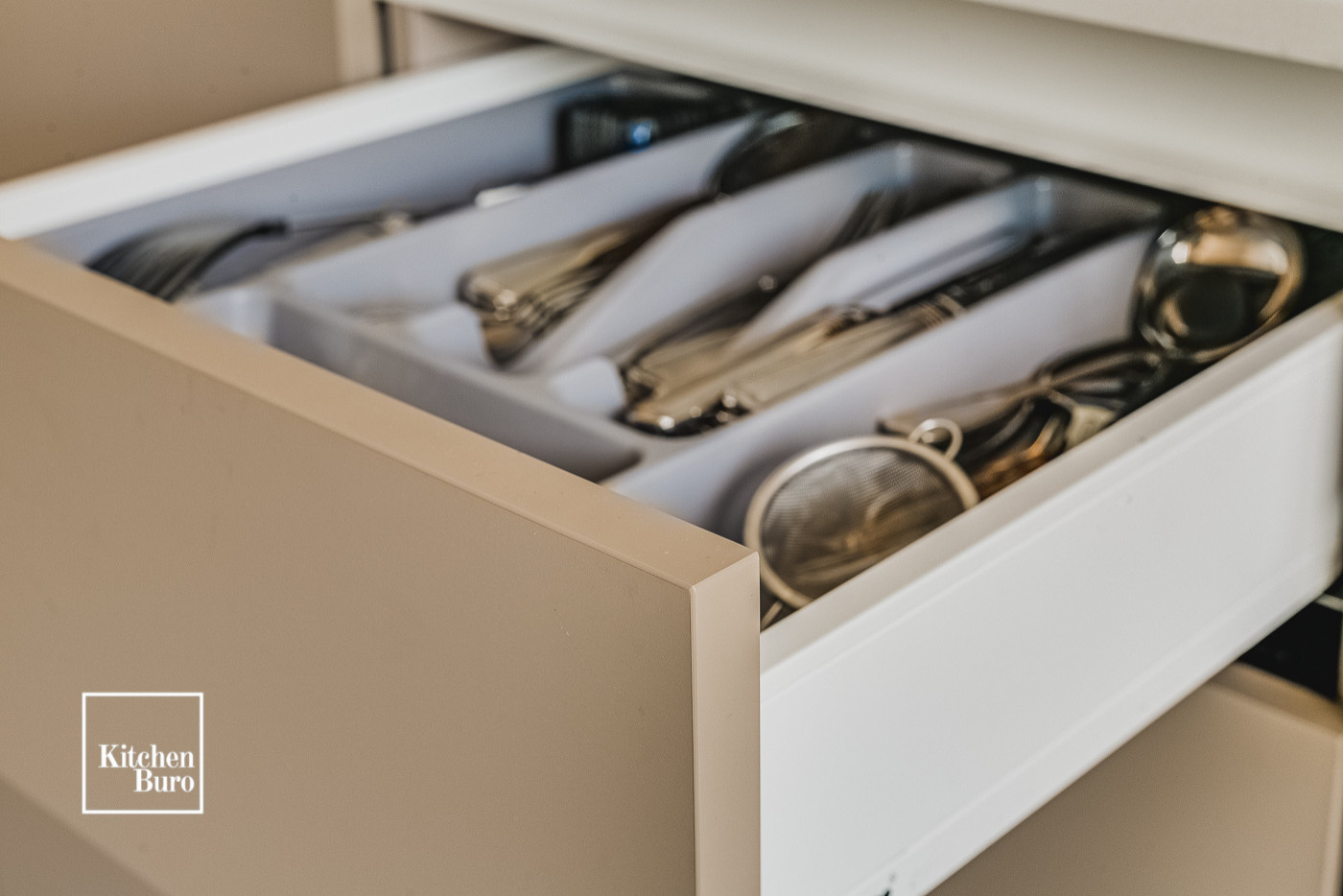 Обложка проекта: Кухня на Хорошевском шоссе