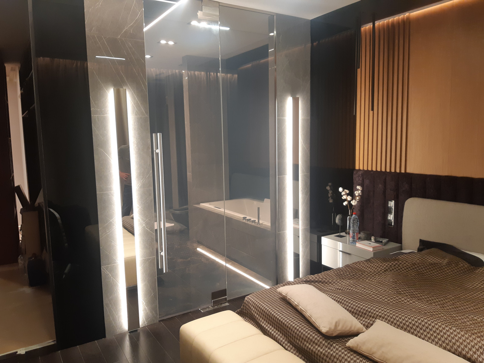 Смарт стекло