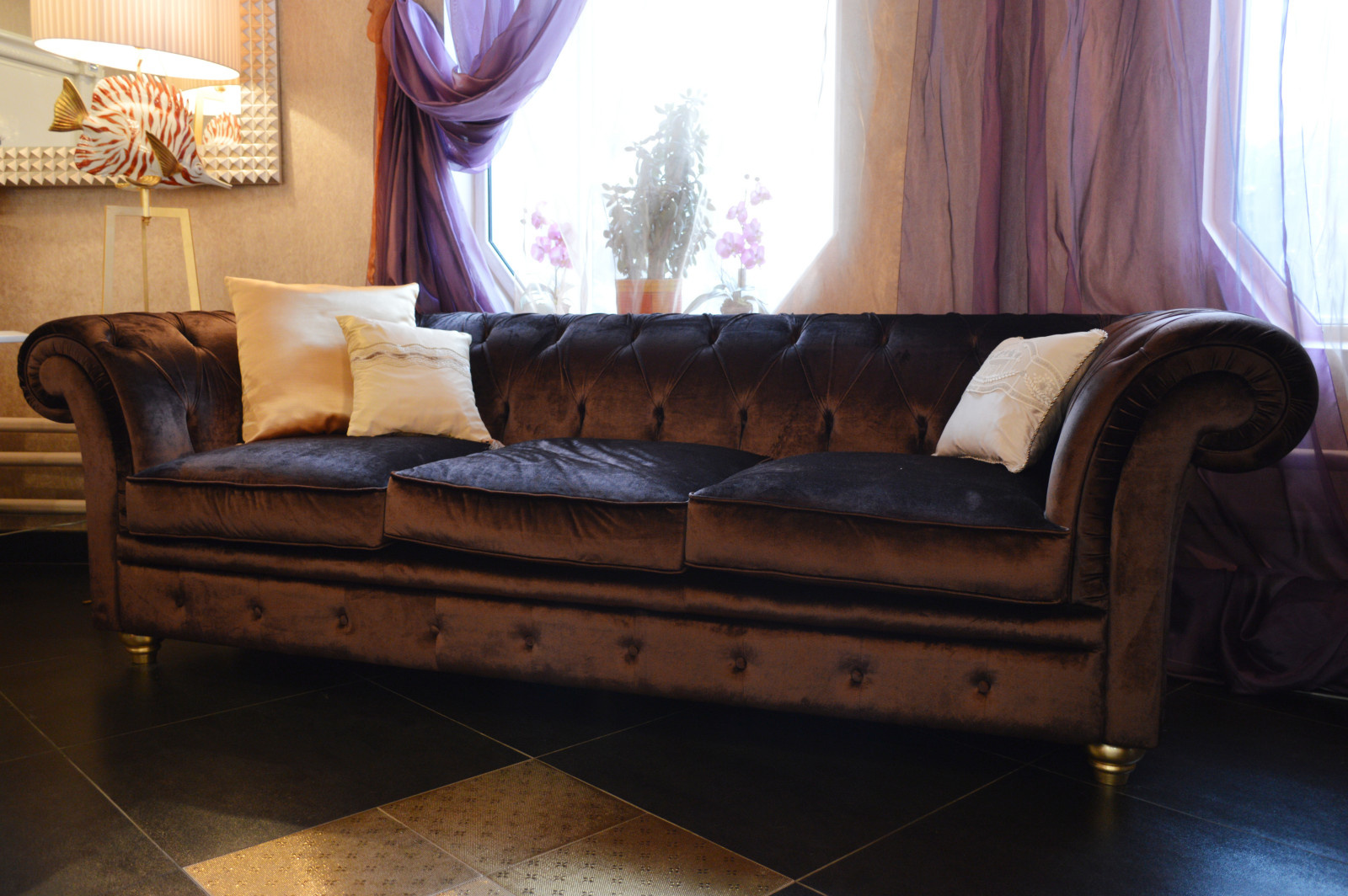 Распродажа выставочных образцов итальянской мебели, светильников и аксессуаров