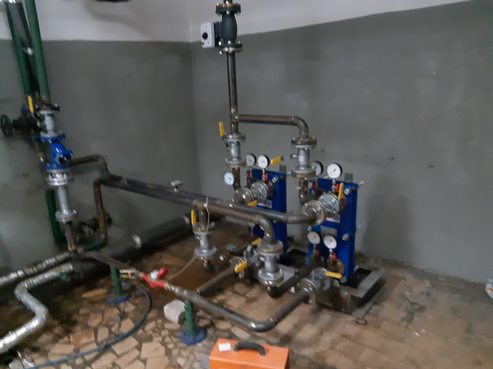 Тепловой пункт нефтезавода