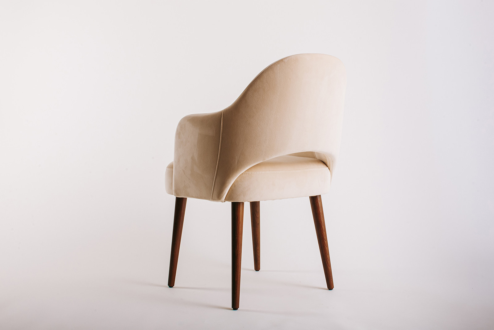 Стул для кухни с мягкой cпинкой и каретной стяжкой G_Mebel модели S-01