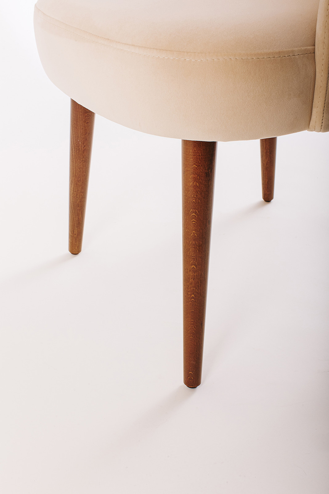 Стул для кухни с мягкой cпинкой и каретной стяжкой G_Mebel модели S-01