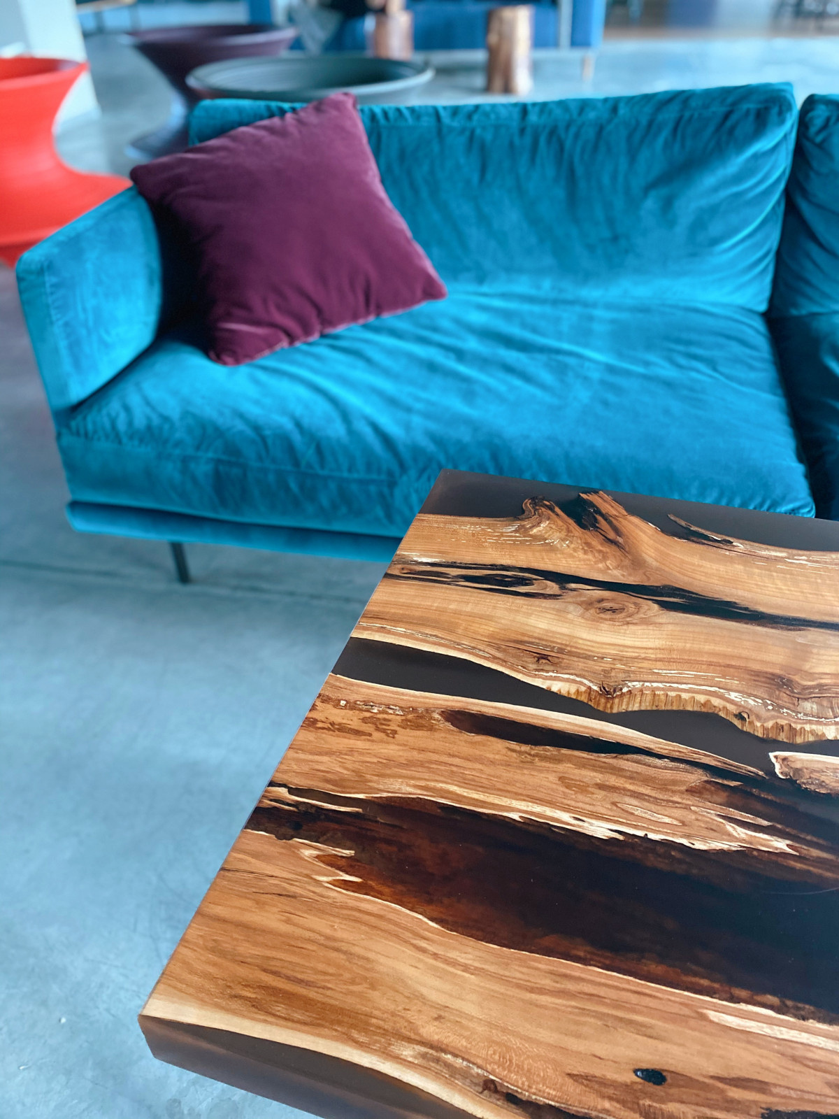 Кухни и мебель из Европы. Реализация