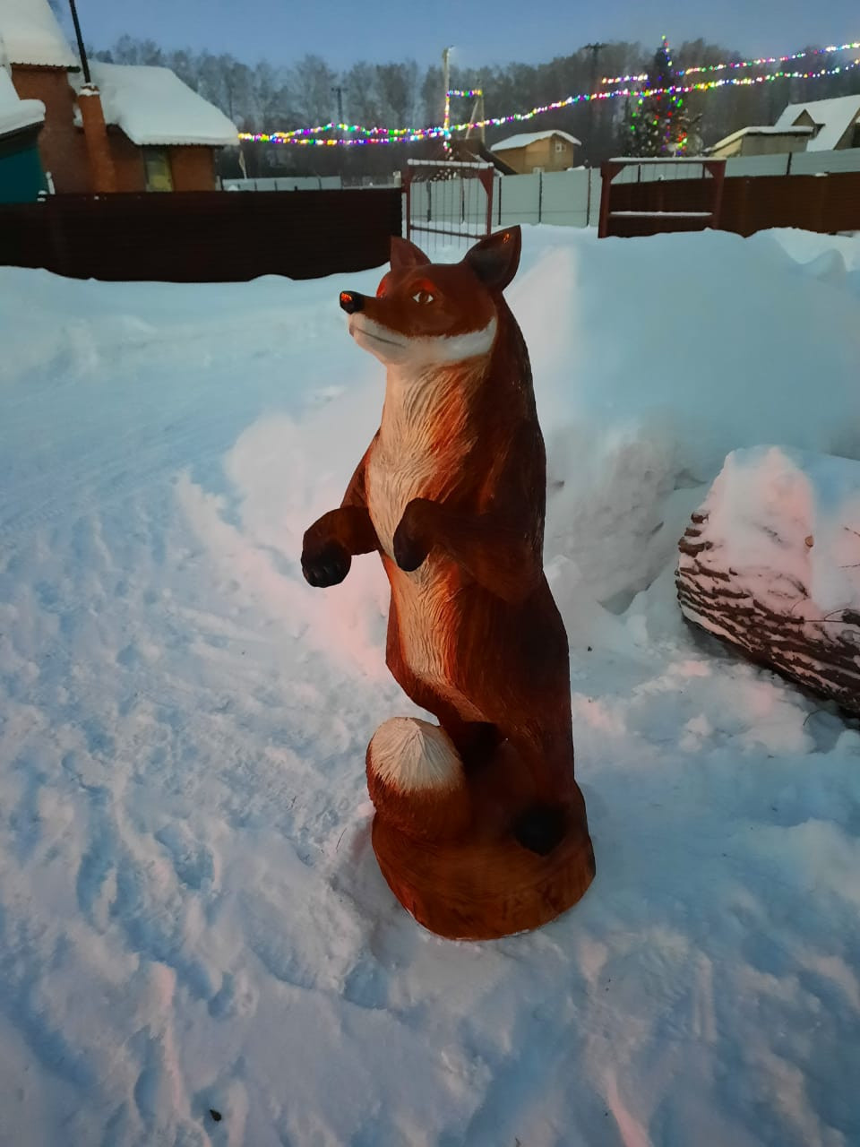 Скульптуры из дерева