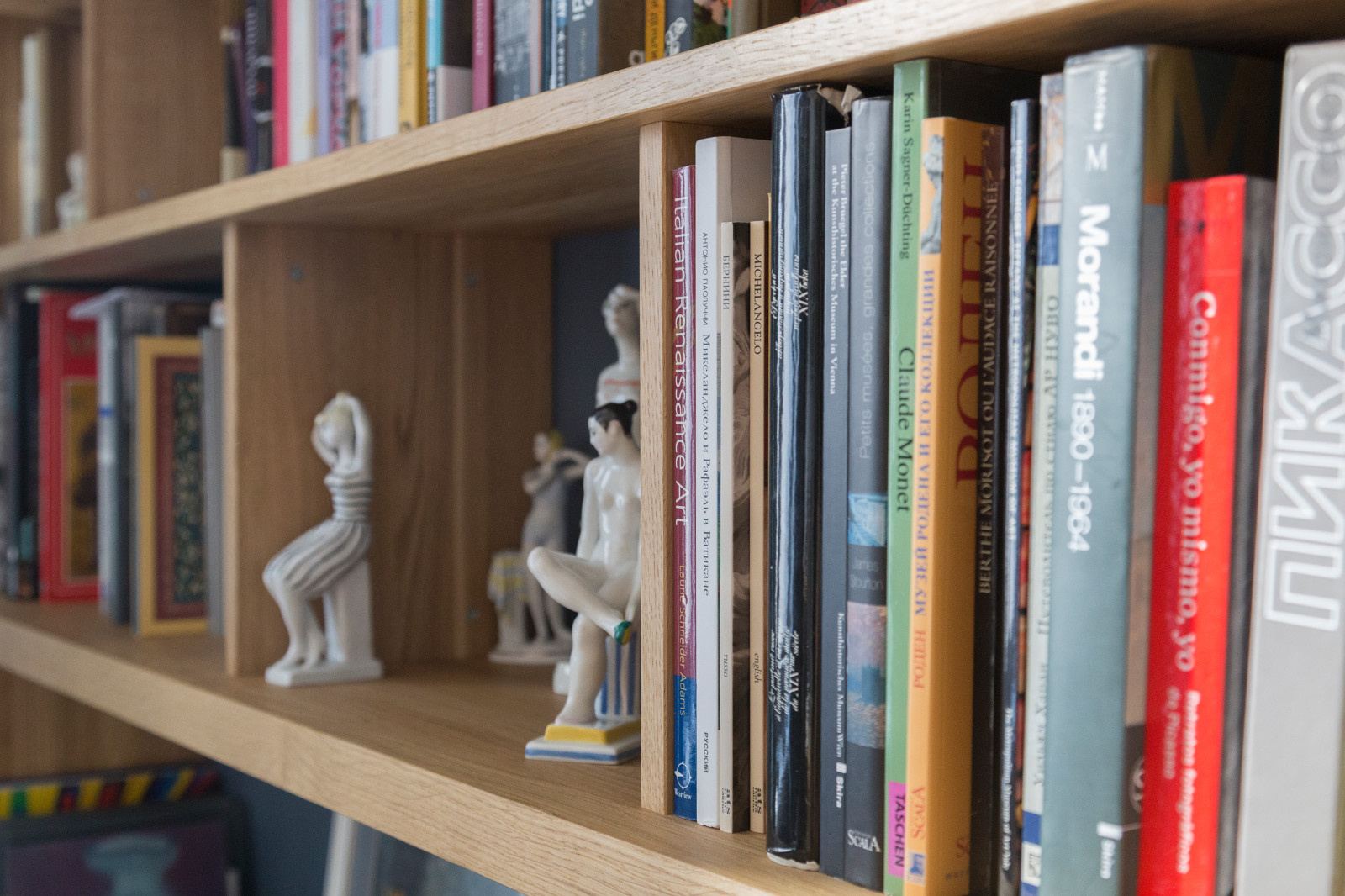 Библиотека из массива дуба в масле