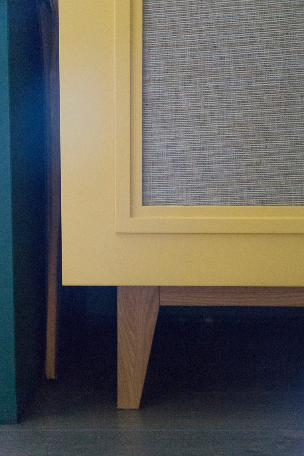 Встроенный шкаф из МДФ