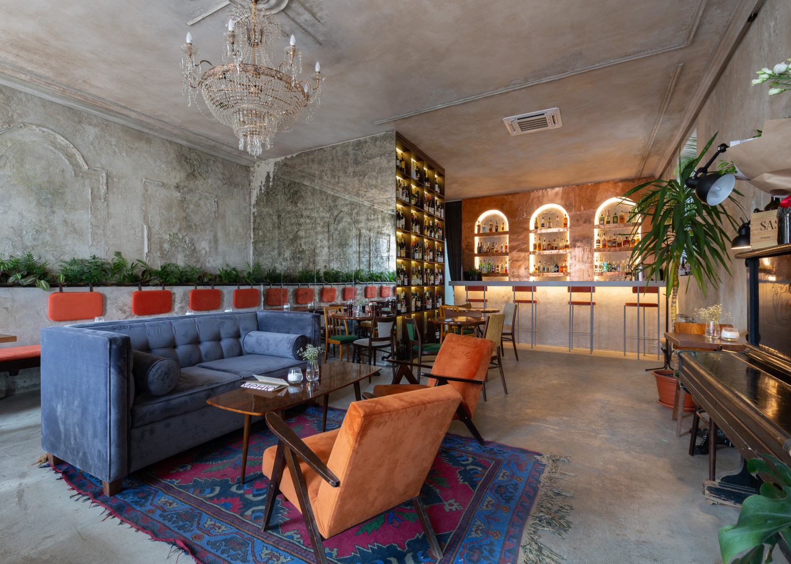 Обложка проекта: UVA