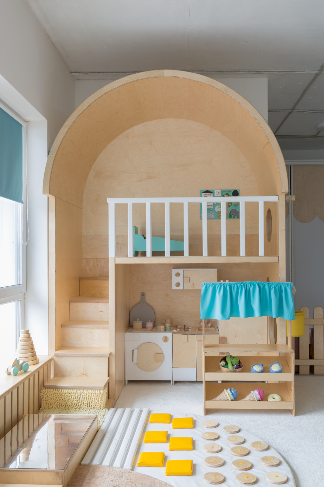 Клумба-кремль