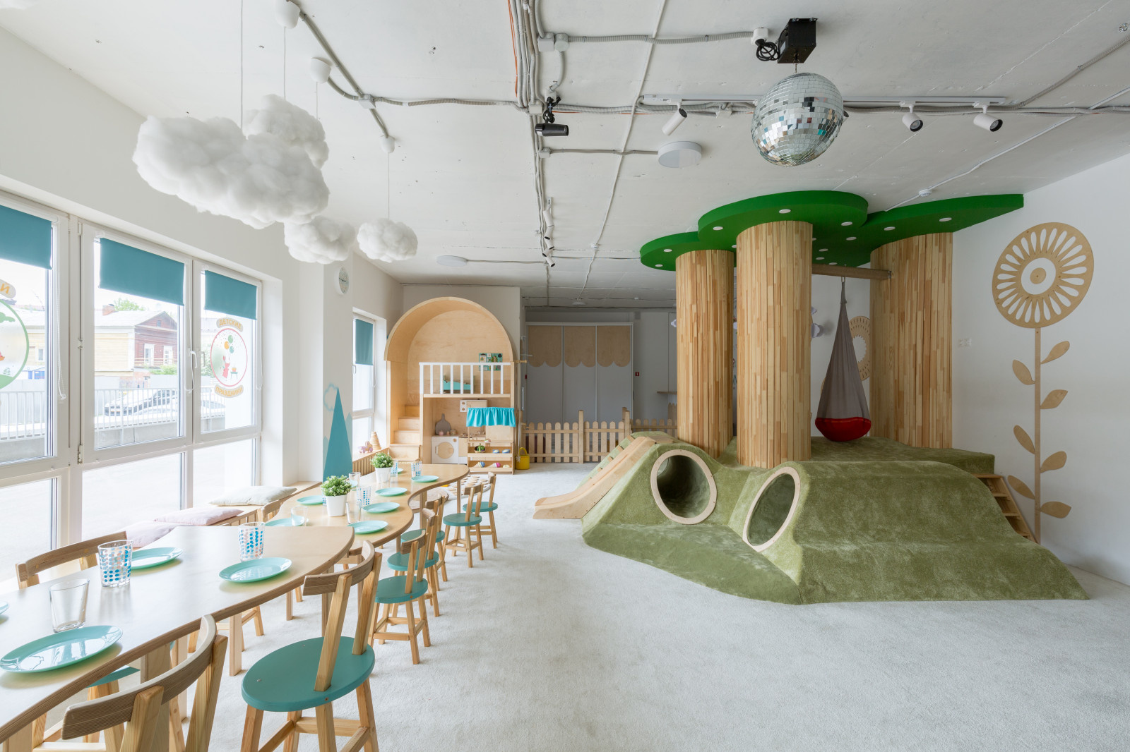 Клумба-кремль