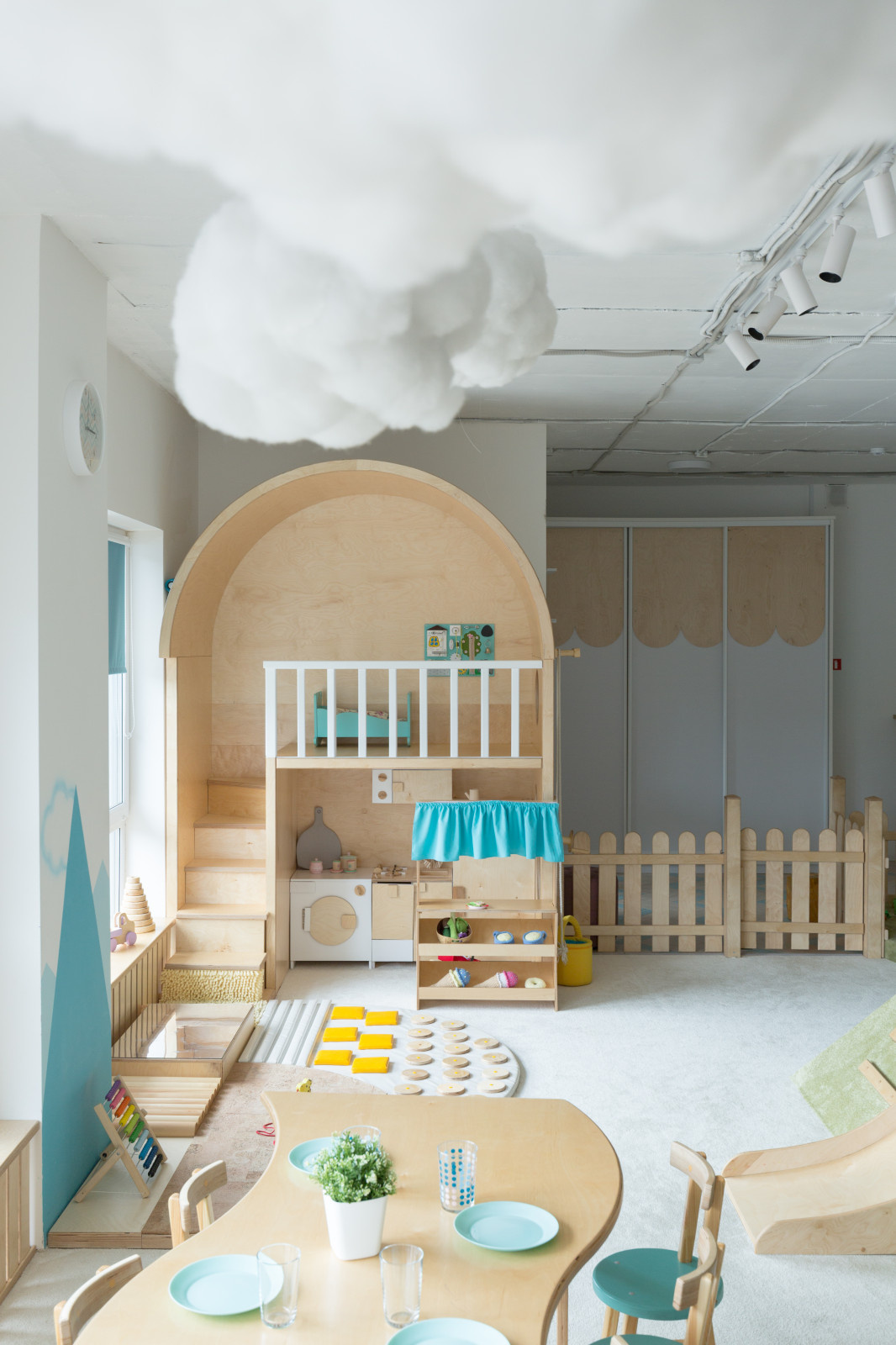 Клумба-кремль