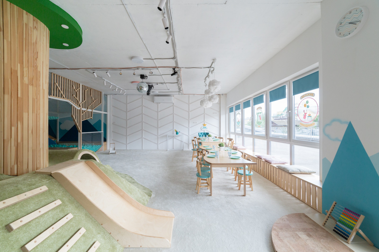 Клумба-кремль