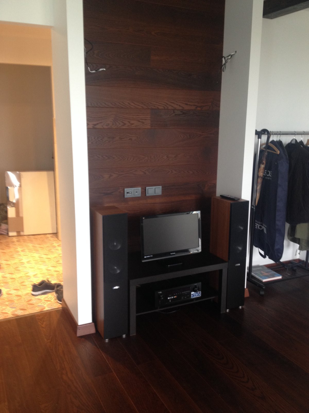 Квартиры и офисы.