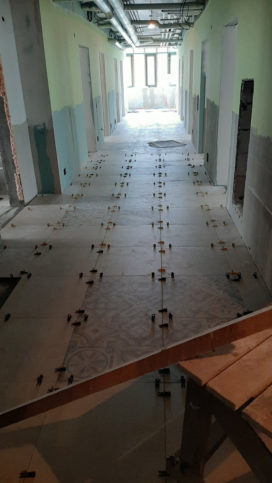 Квартиры и офисы.