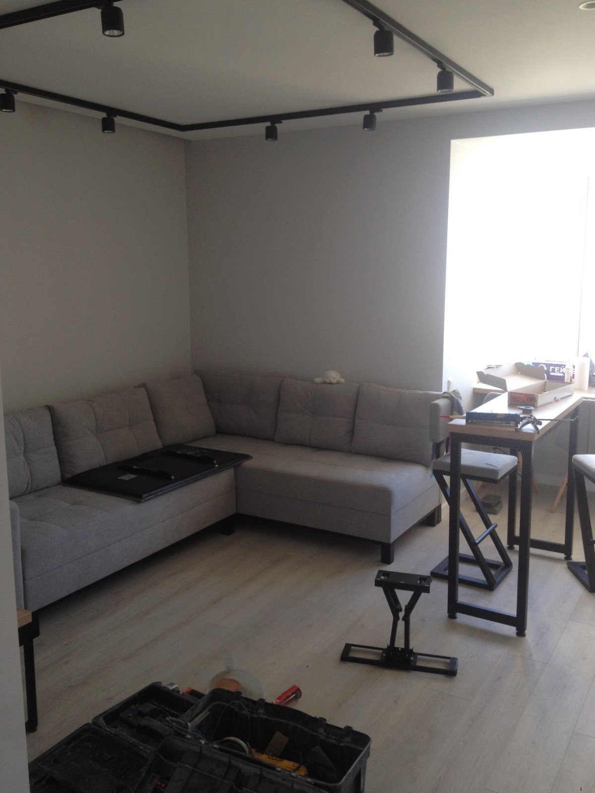 Квартиры и офисы.