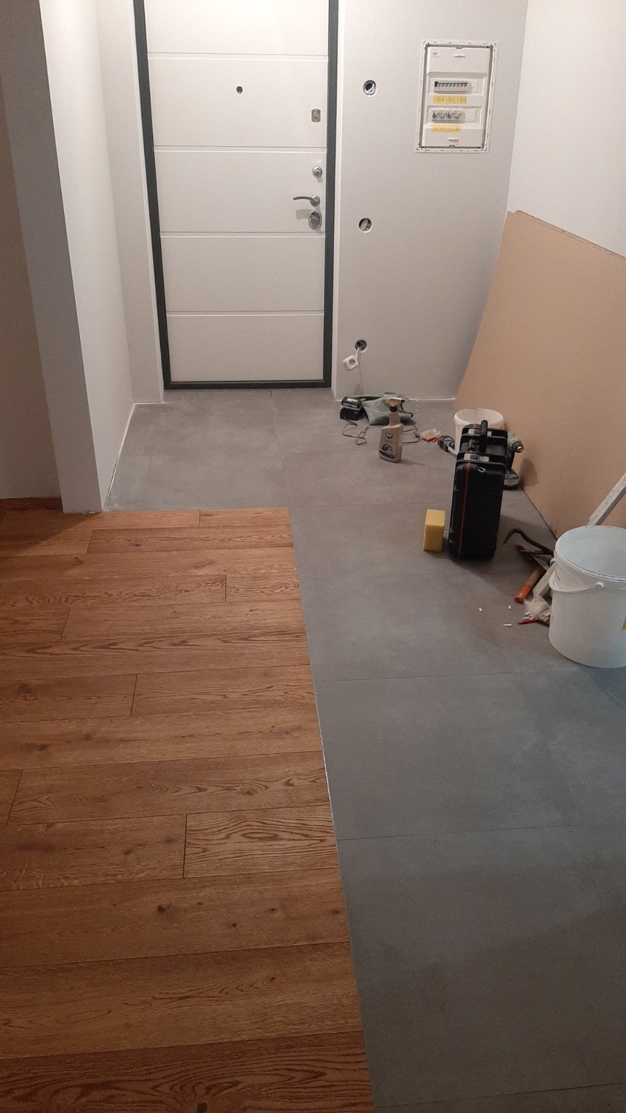 Квартиры и офисы.