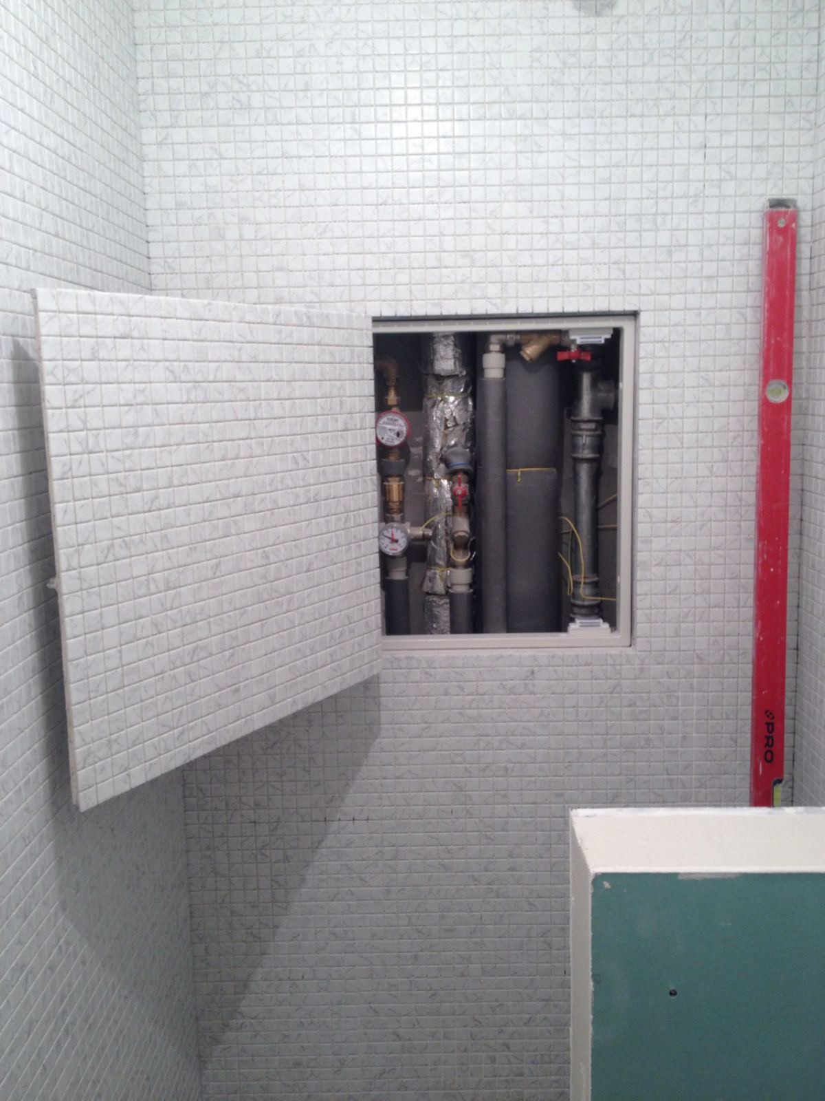 Квартиры и офисы.