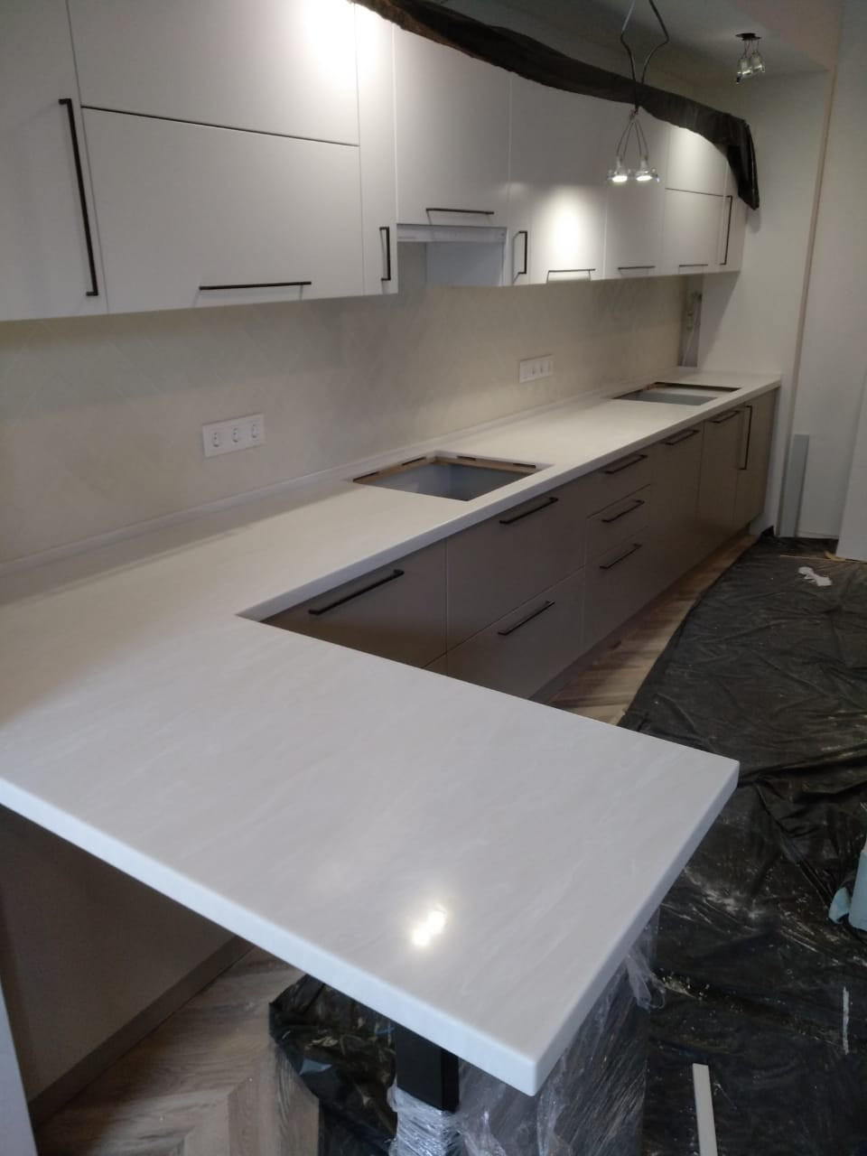 Столешница из искусственного камня 310