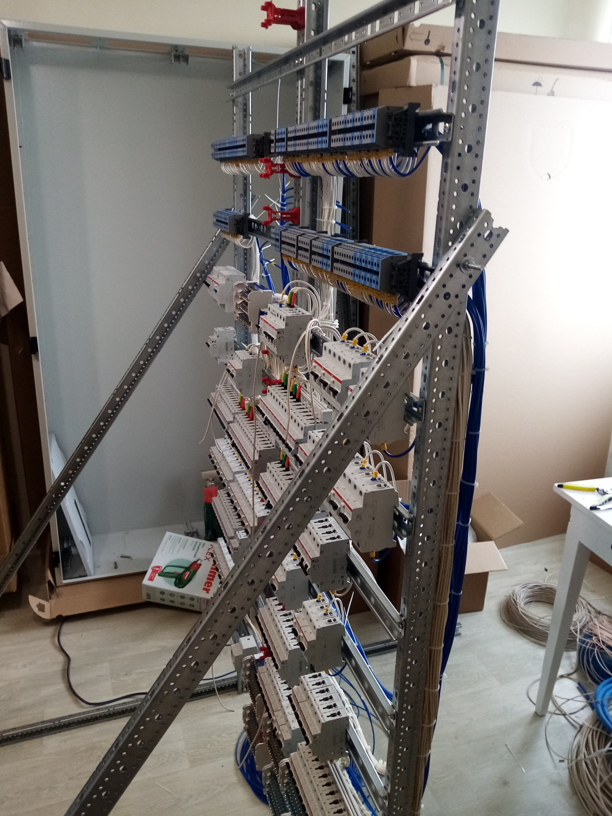 Сборка Щита В загородную резиденцию в "морских песках"