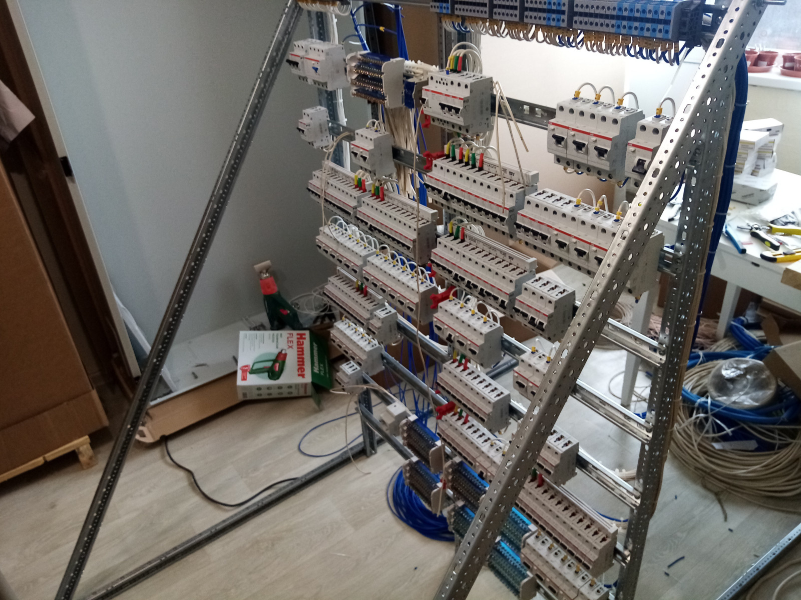 Сборка Щита В загородную резиденцию в "морских песках"