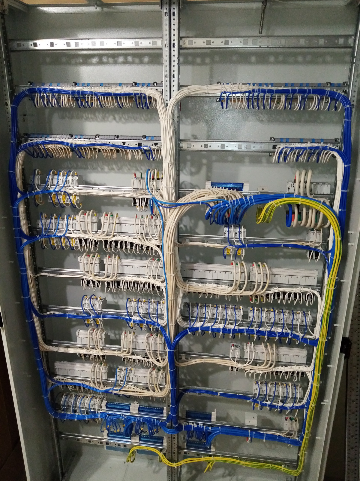 Сборка Щита В загородную резиденцию в "морских песках"