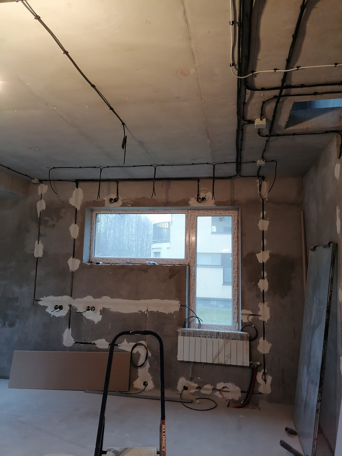 Монтаж кабельных трасс на наших объектах