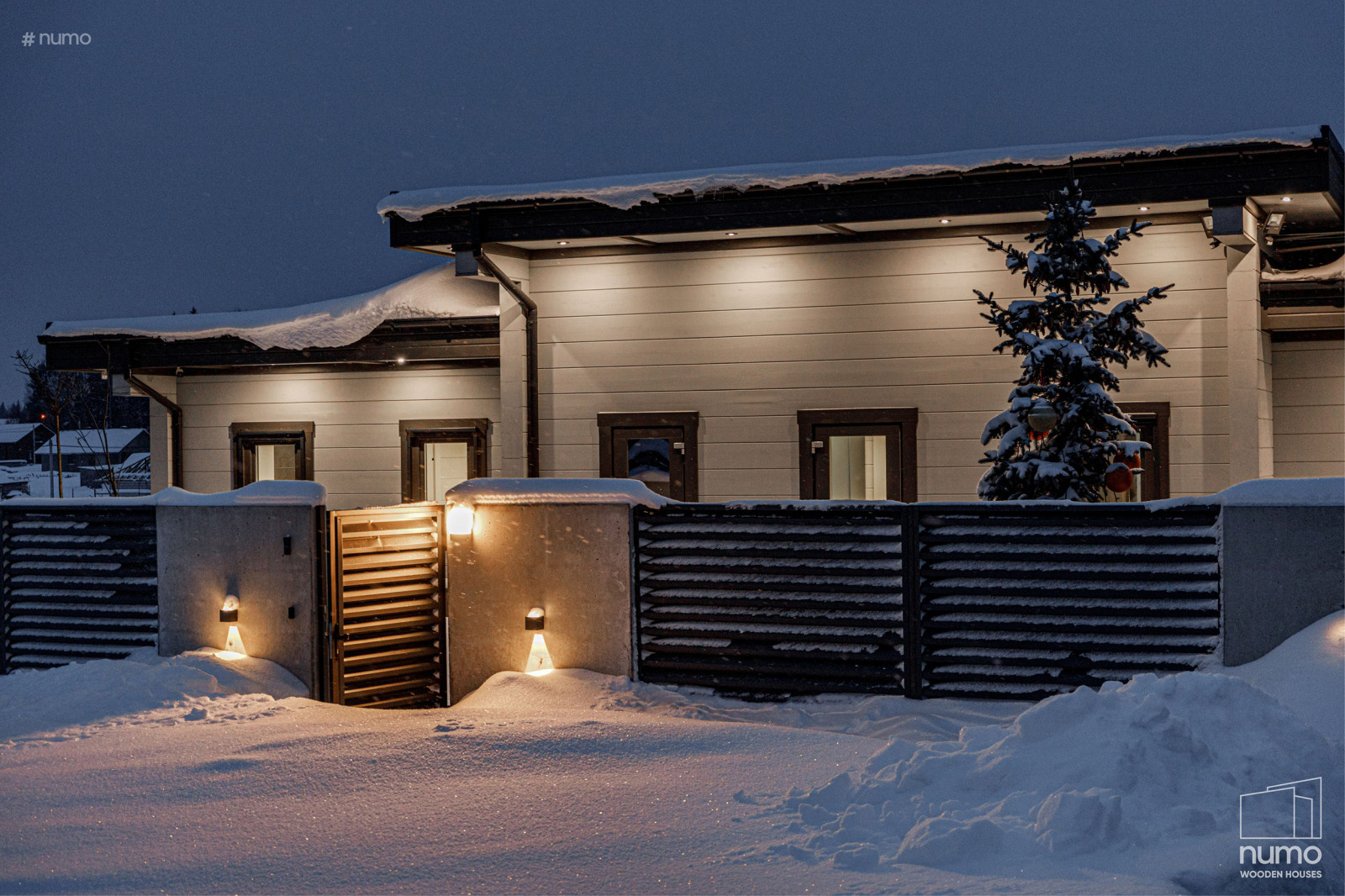 Стильный дом из бруса