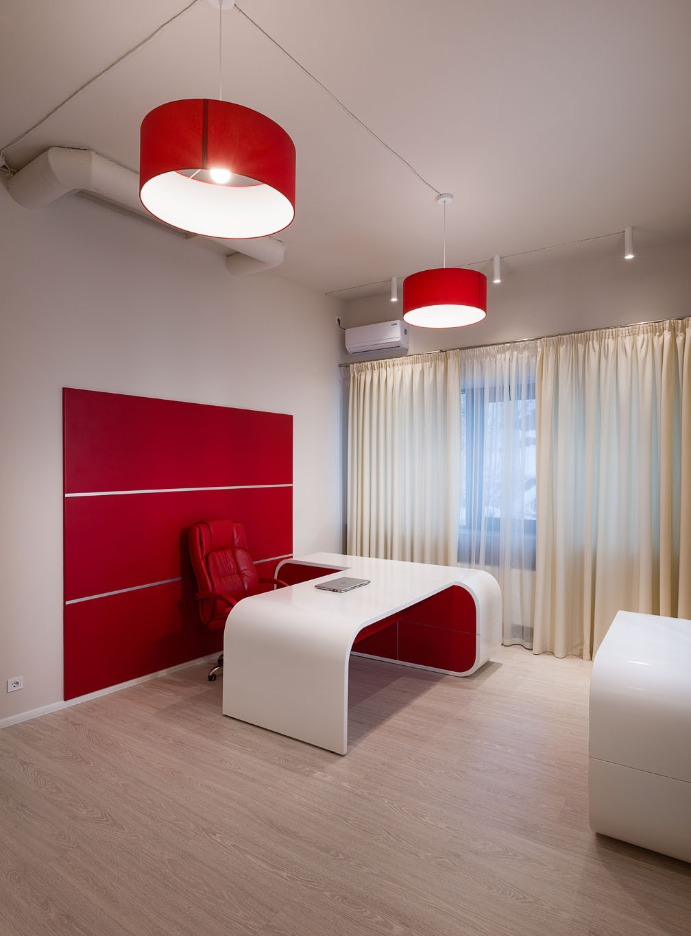 Офис турагенства Atmosphere Club :: 100м2