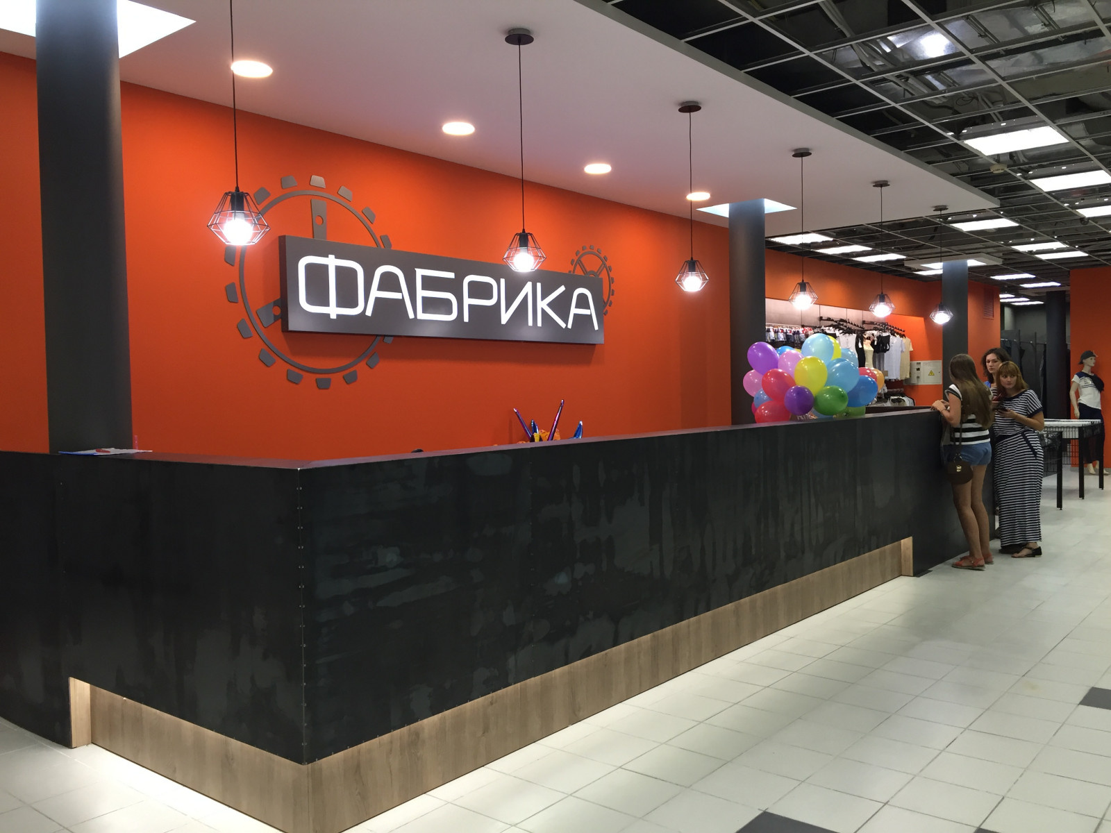 Сток одежды Фабрика :: 700м2