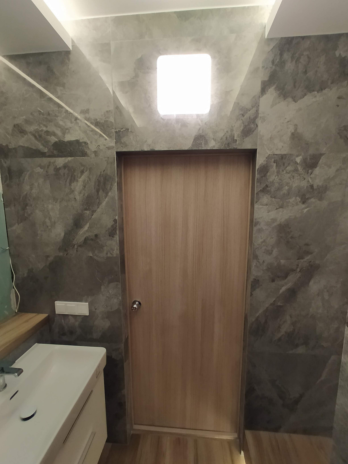 Душевая на Широкой речке