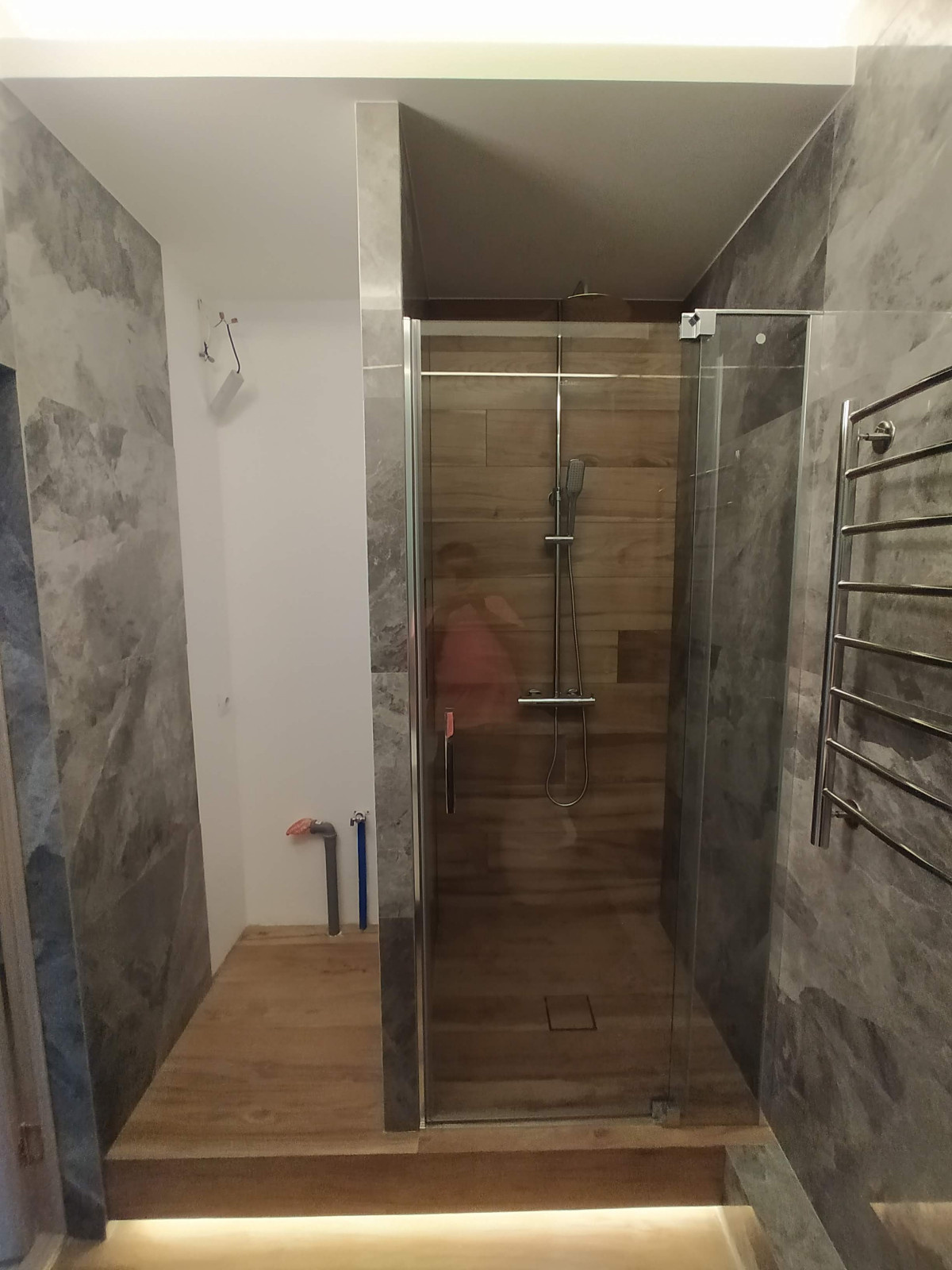 Душевая на Широкой речке