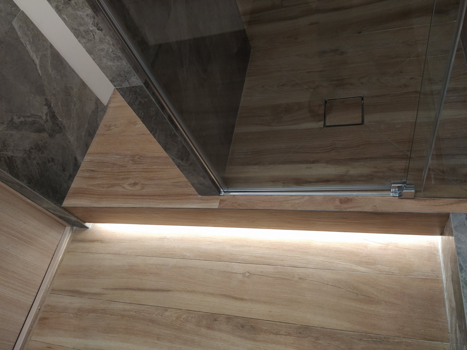 Душевая на Широкой речке