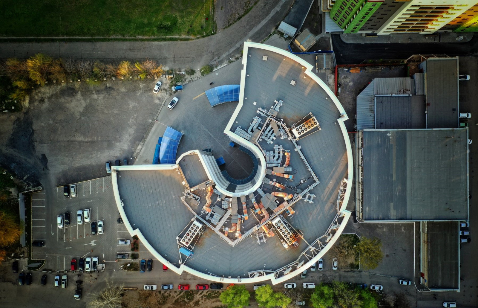 Обложка проекта: БЦ Колизей