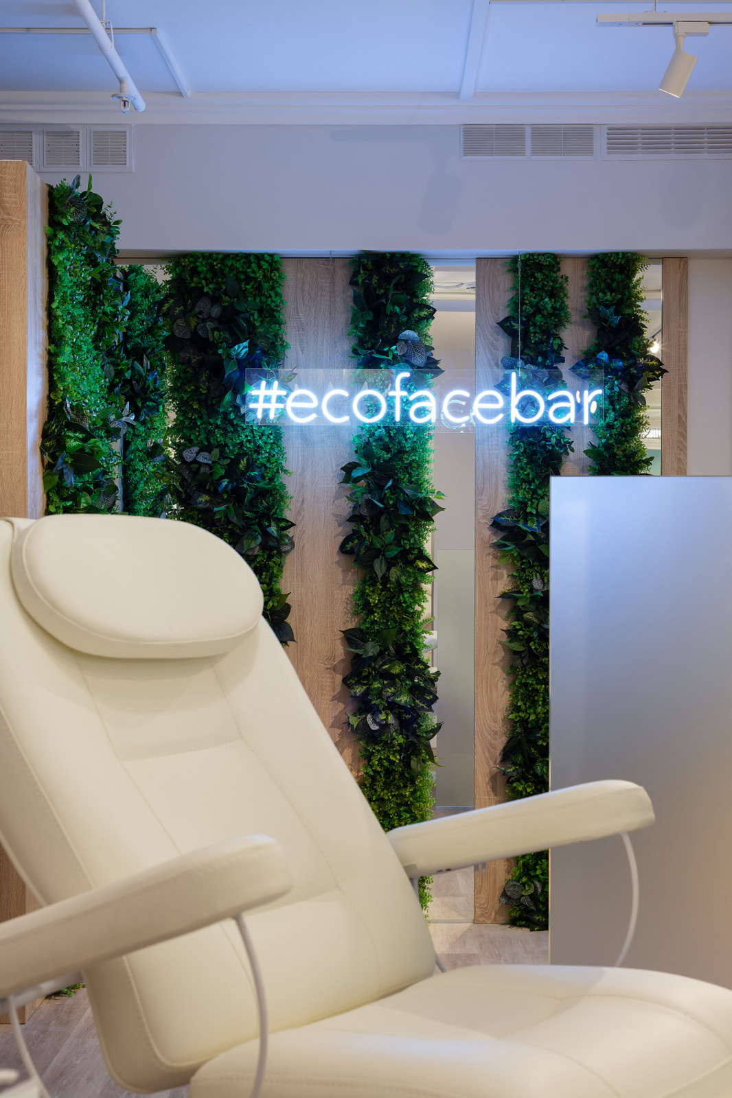 сеть салонов массажа лица EcoFaceBar