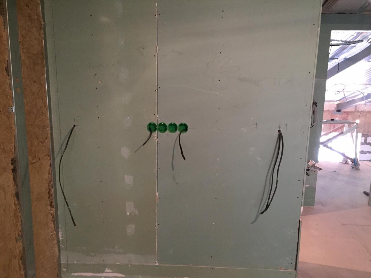 Электромонтаж в домах