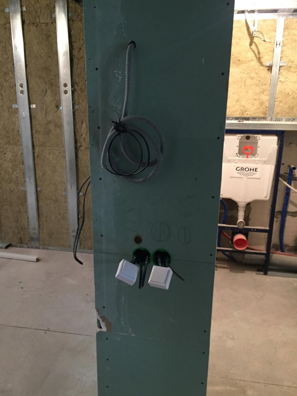 Электромонтаж в домах