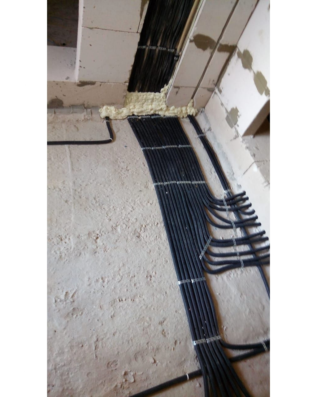 Электромонтаж в домах