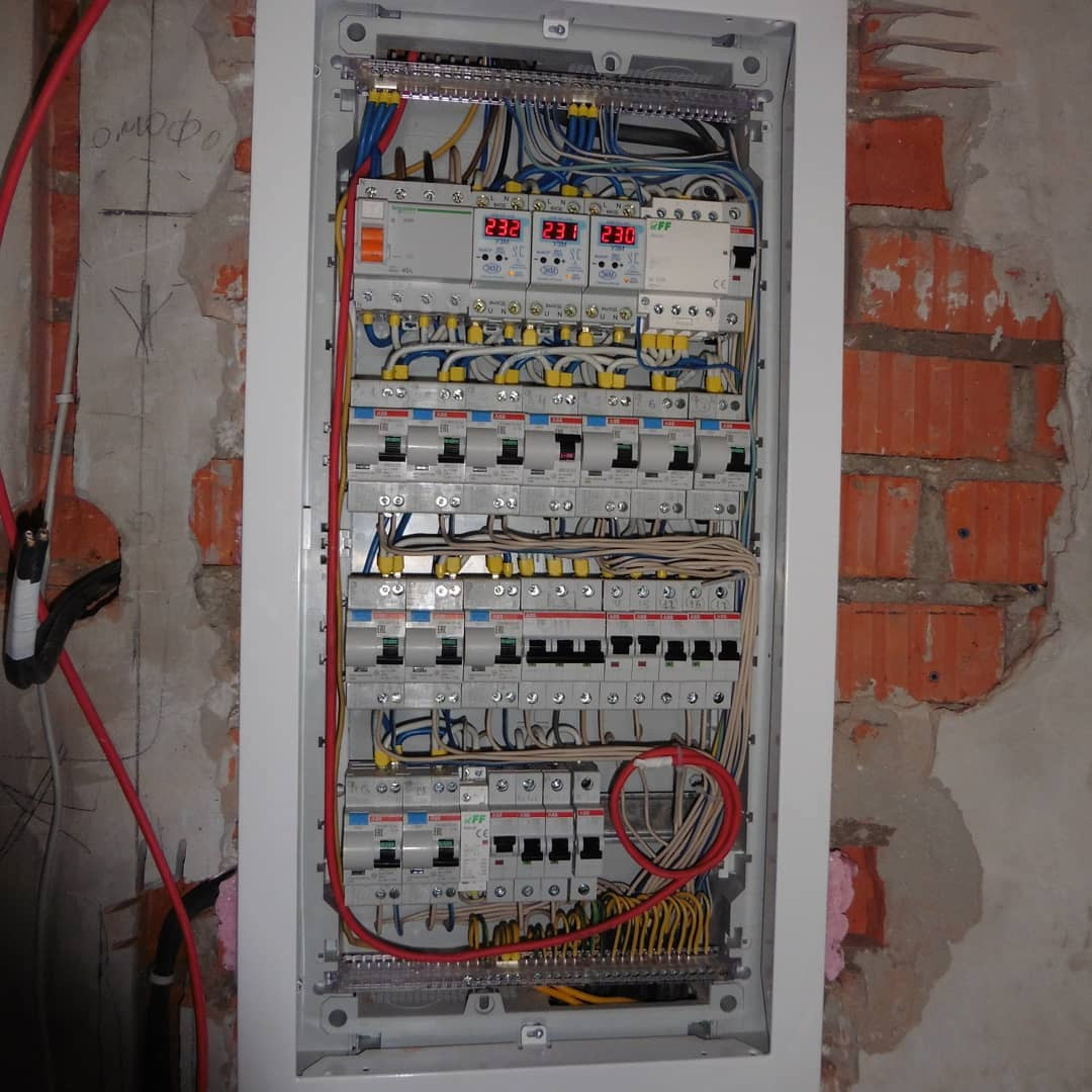 Электромонтаж в домах