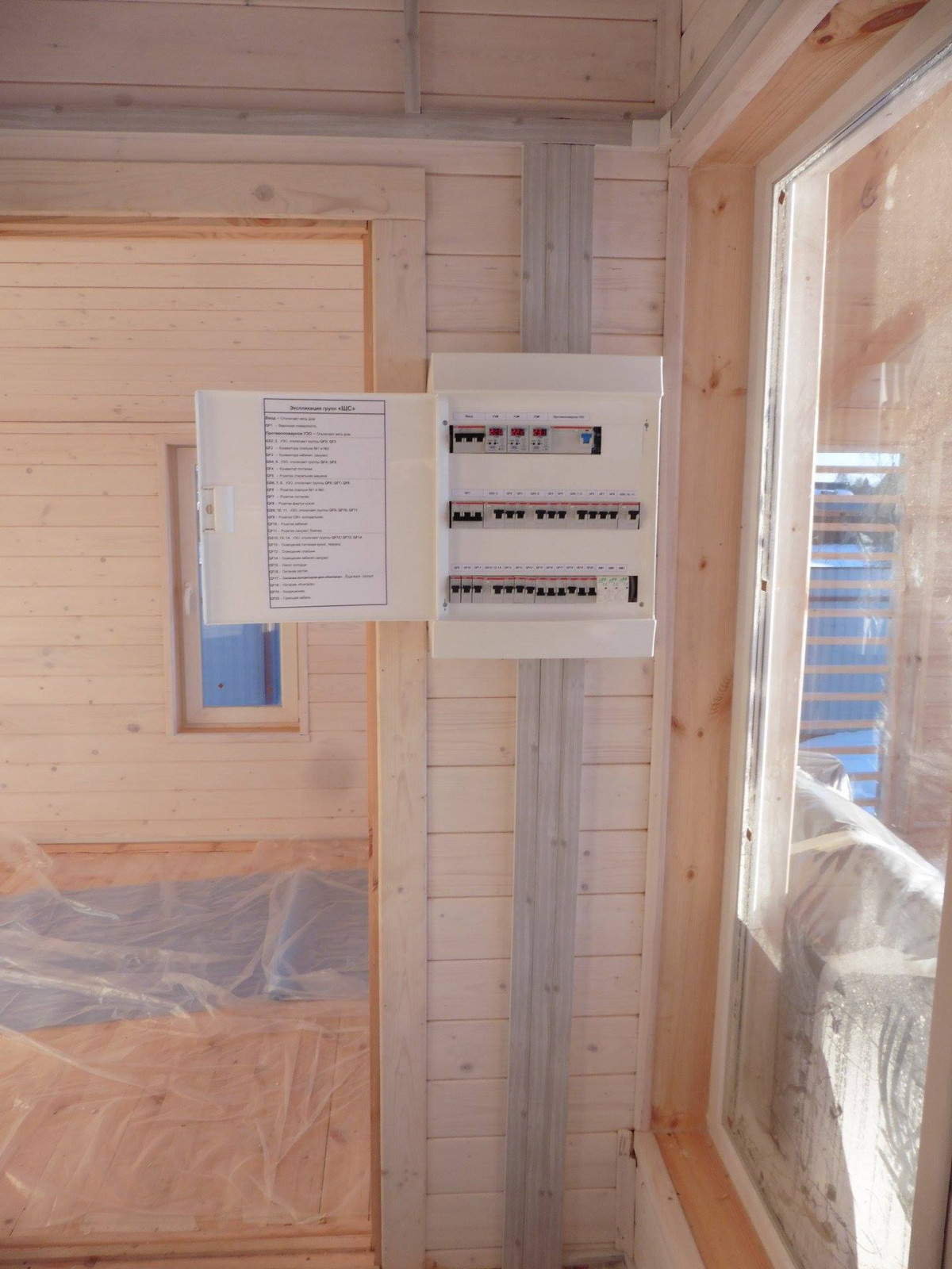 Монтаж электрики в кабель канале