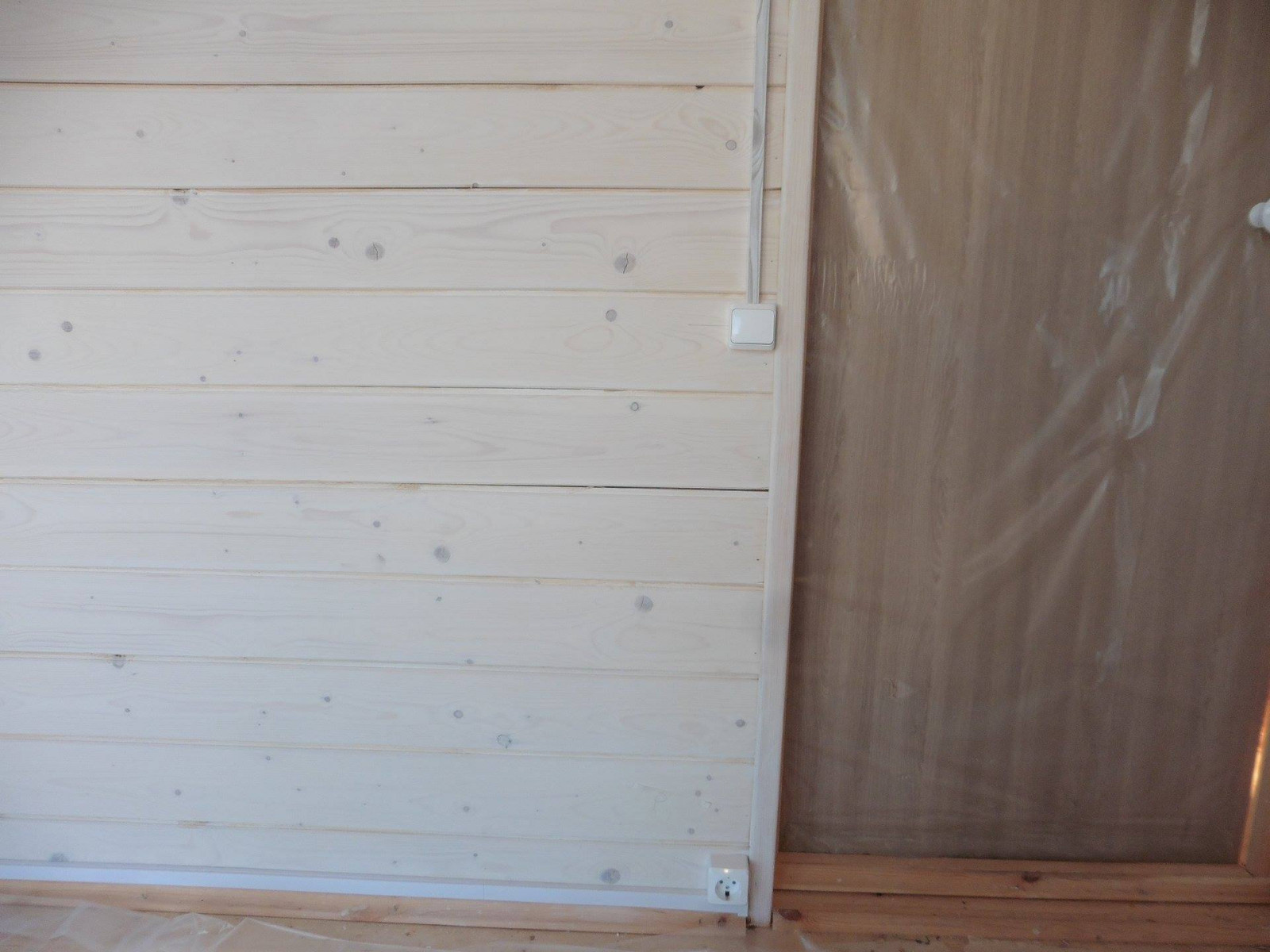 Монтаж электрики в кабель канале