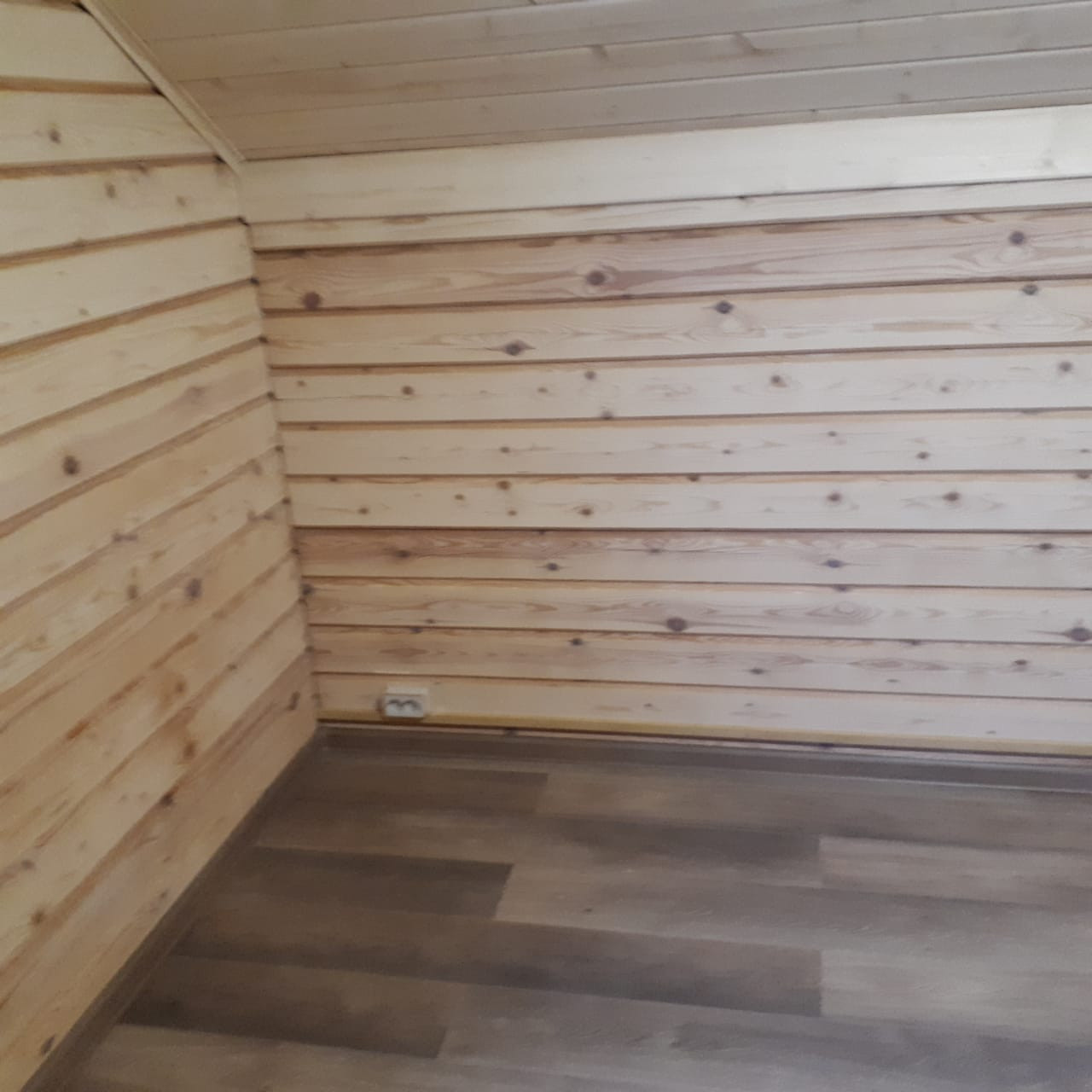 Монтаж электрики в кабель канале