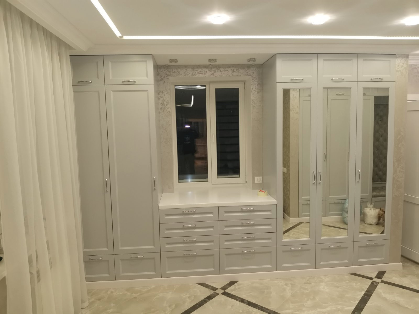 Шкафы в прихожую