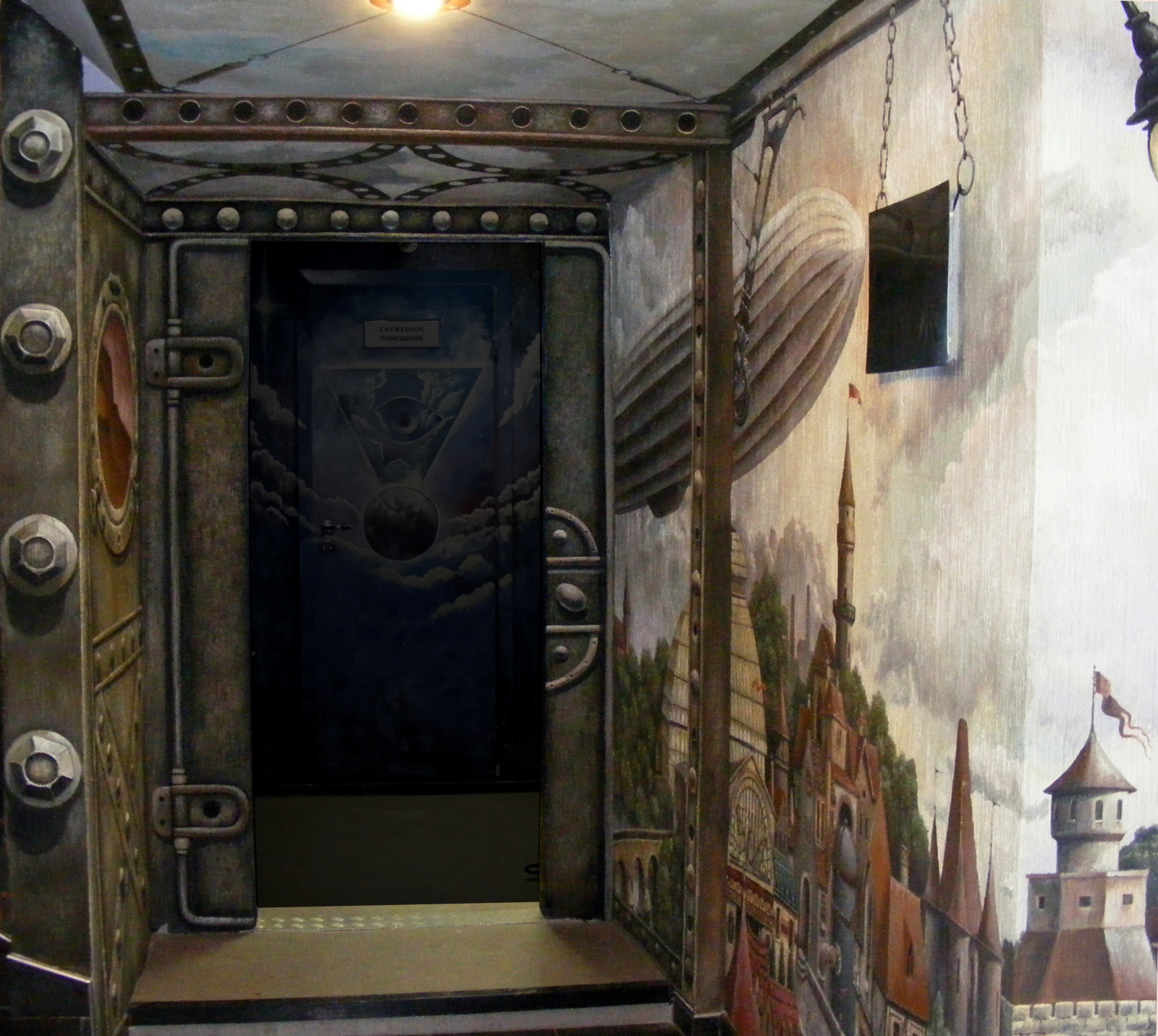 Роспись коридора