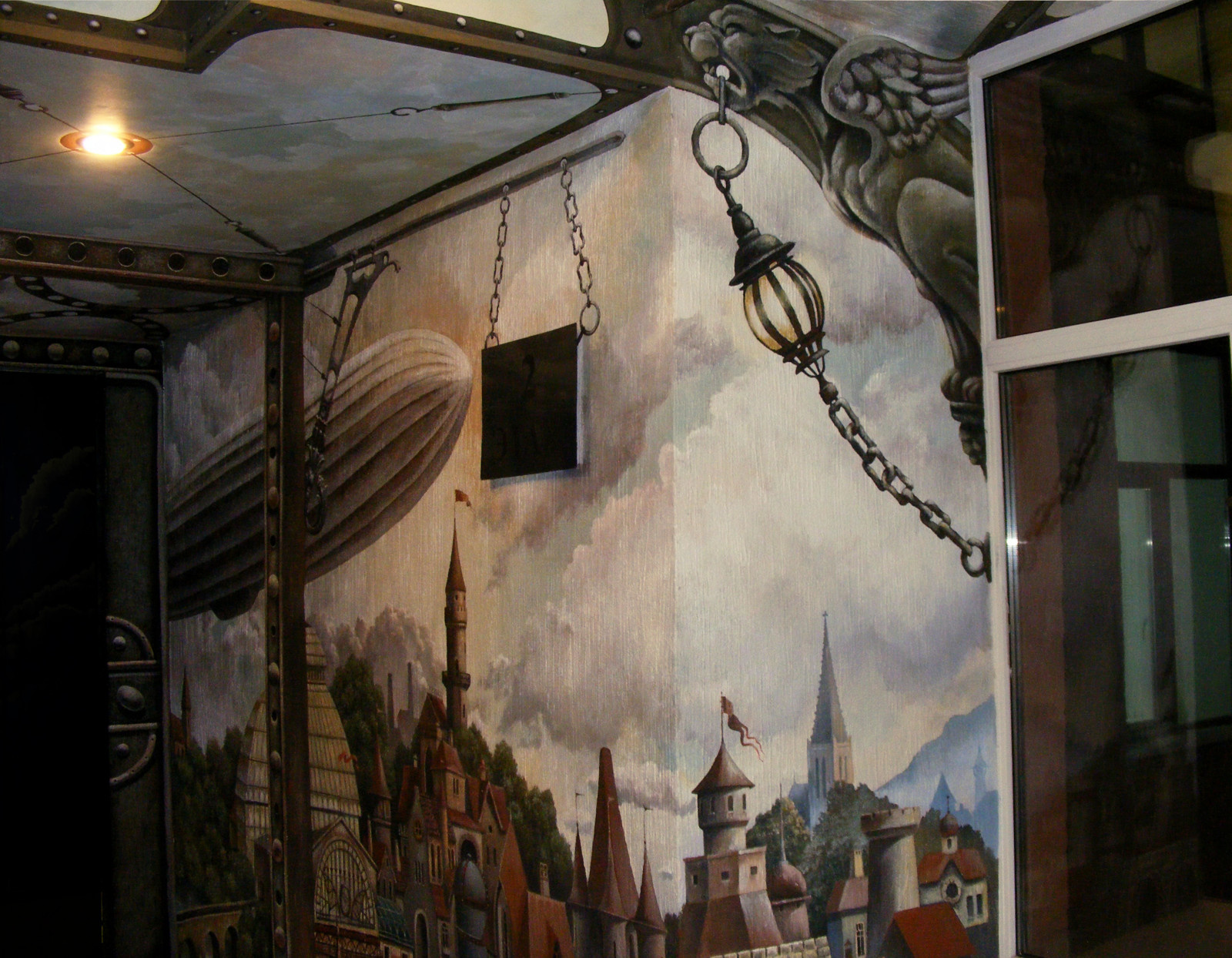 Роспись коридора