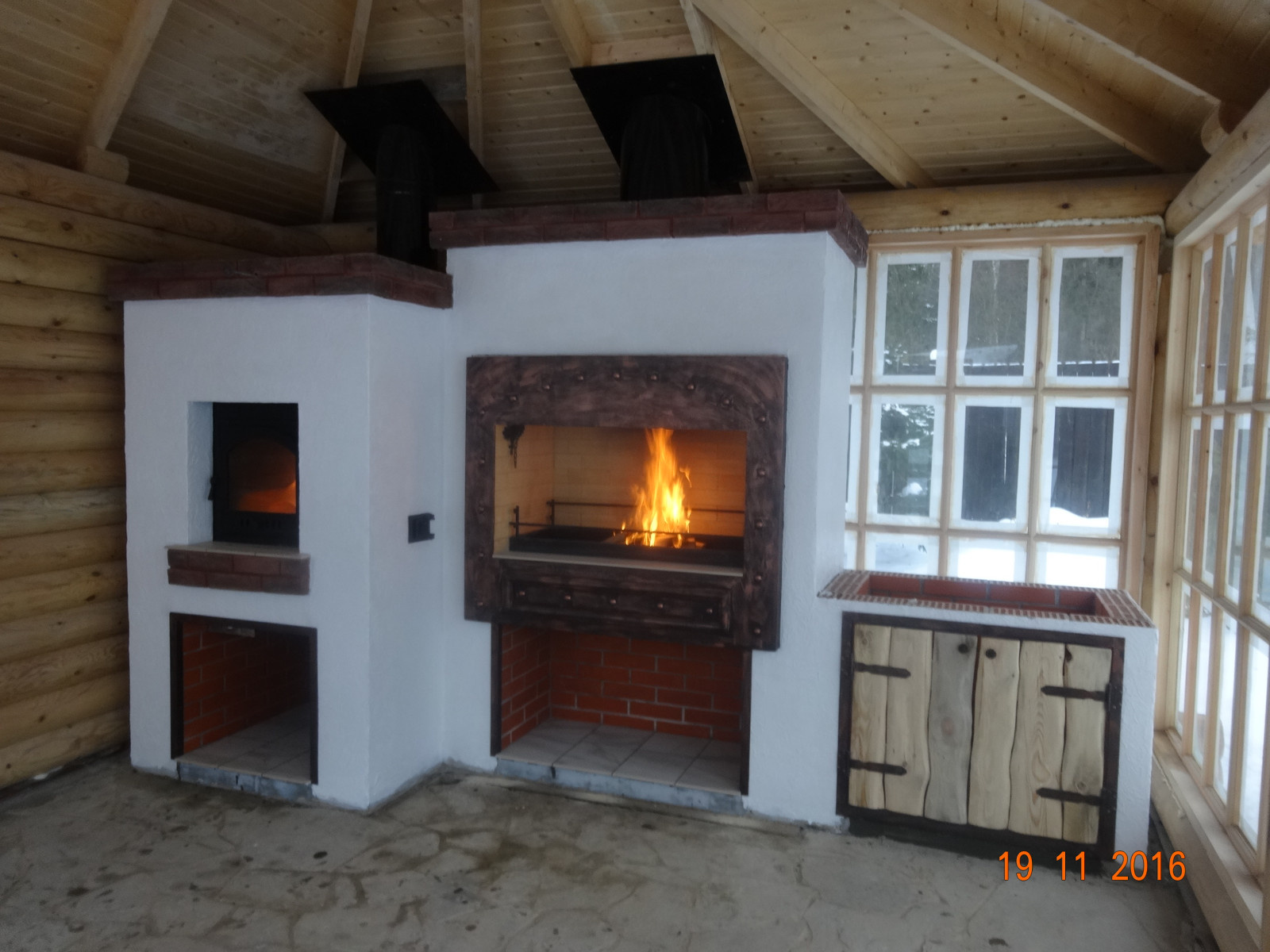 Горнило Русск. печи 760х630мм.,3-х уровневый чуг. мангал 1000мм. Штукатурка