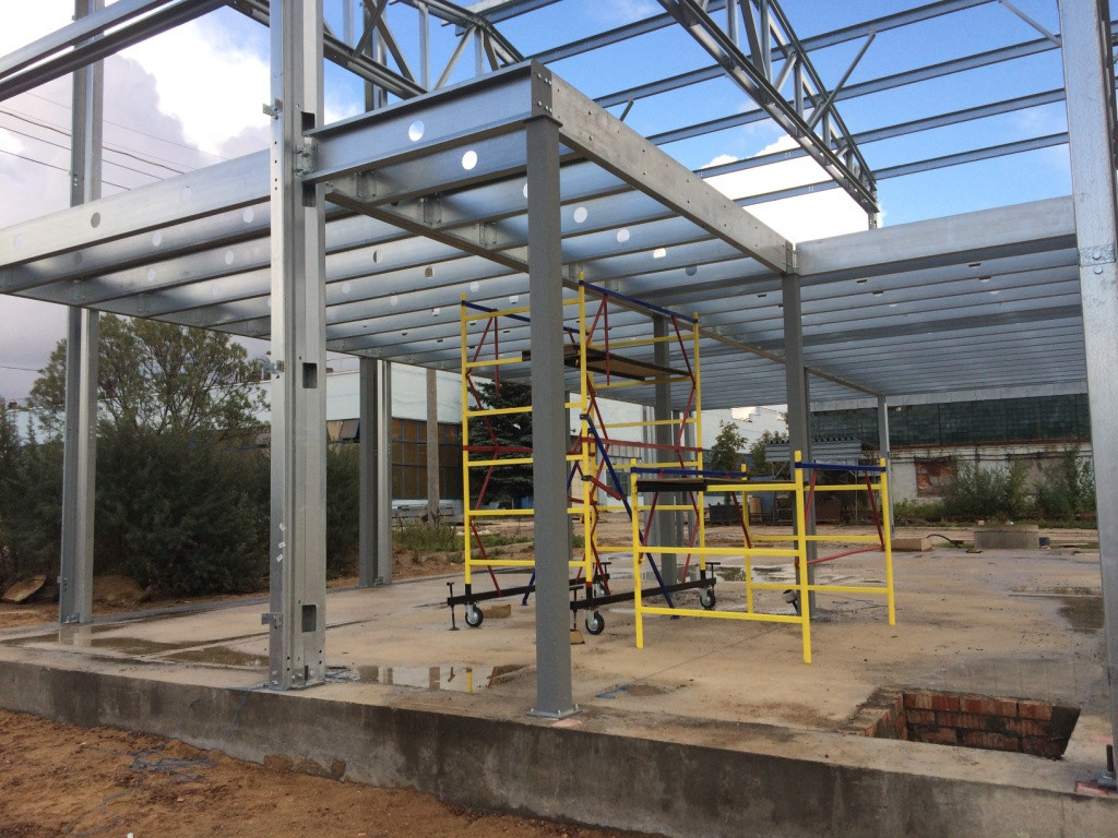 Строительство здания из ЛСТК