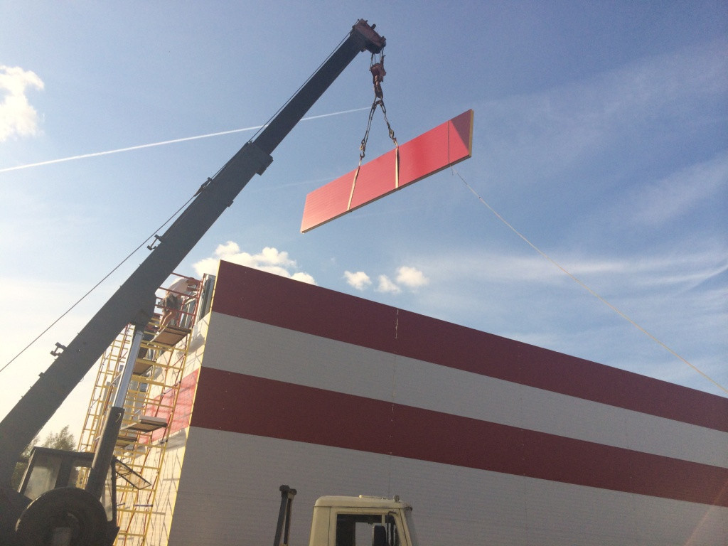 Строительство здания из ЛСТК