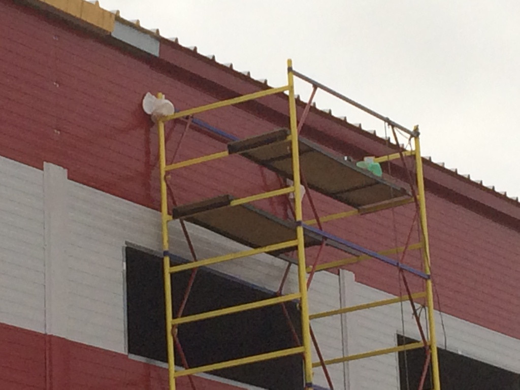 Строительство здания из ЛСТК